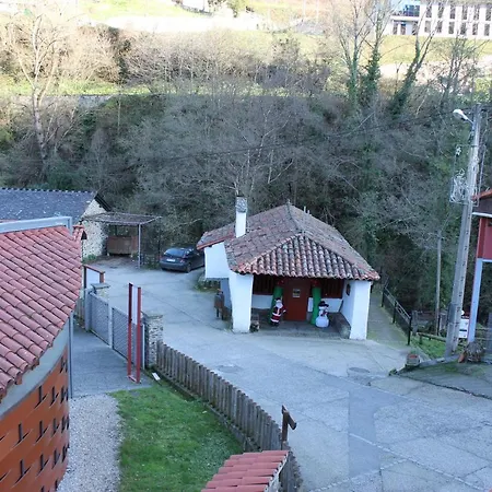 La Puchera Cangas De Narcea Exterior photo