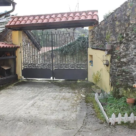 La Puchera Cangas De Narcea Exterior photo